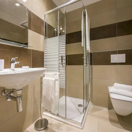Agora Stella Apartment *