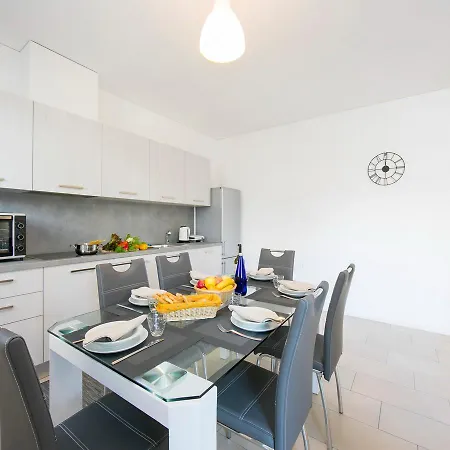 Apartment Agora Stella *